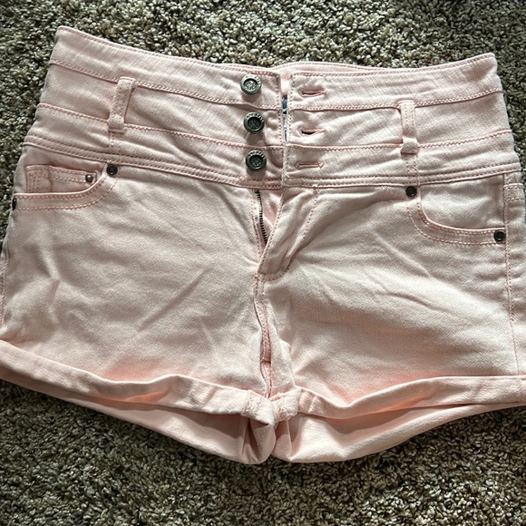 Shorts - Picture 1 of 2